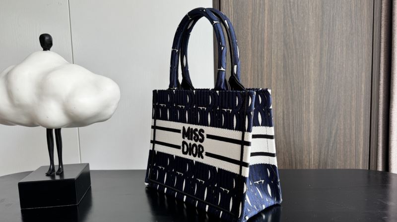 chr1st1an D10r shopping bags